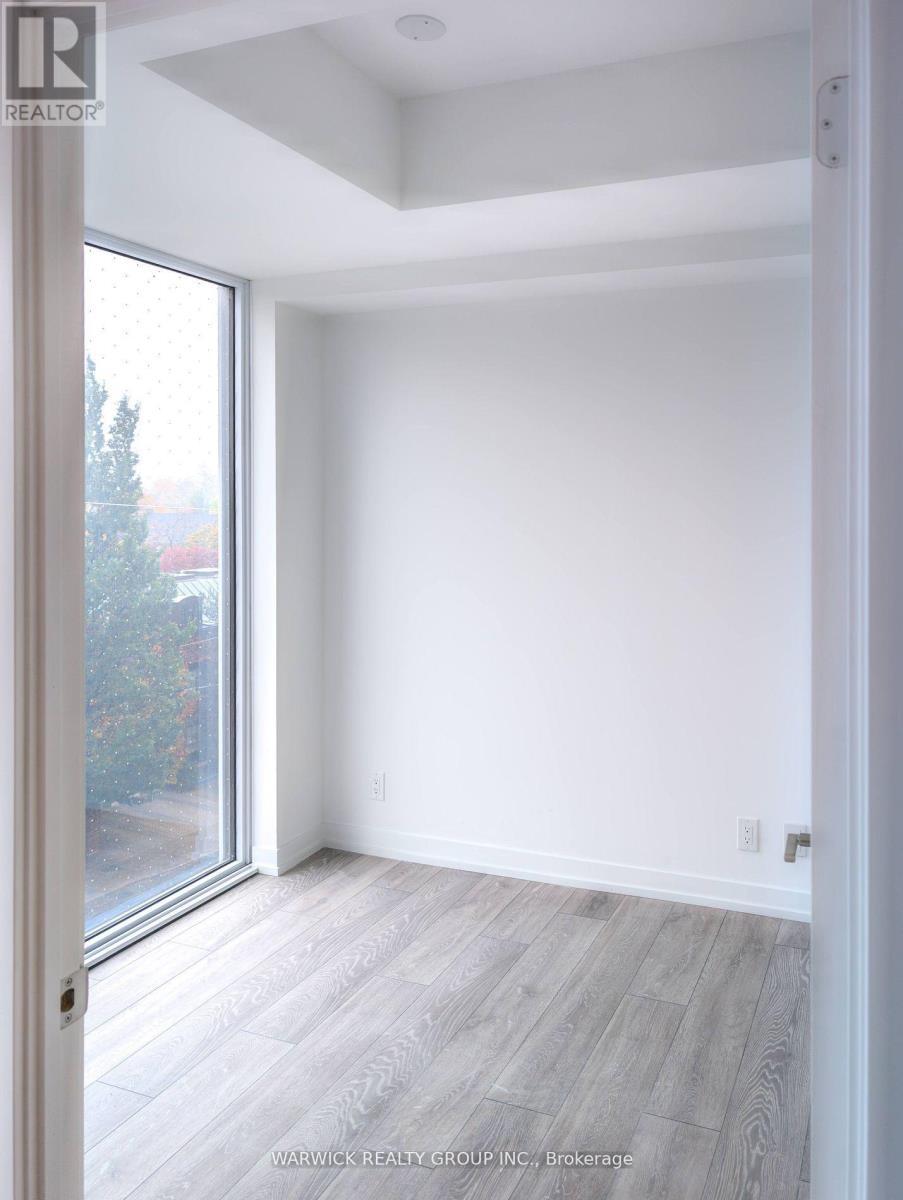 532 - 2020 Bathurst Street, Toronto, ON - Indoor Photo Showing Other Room