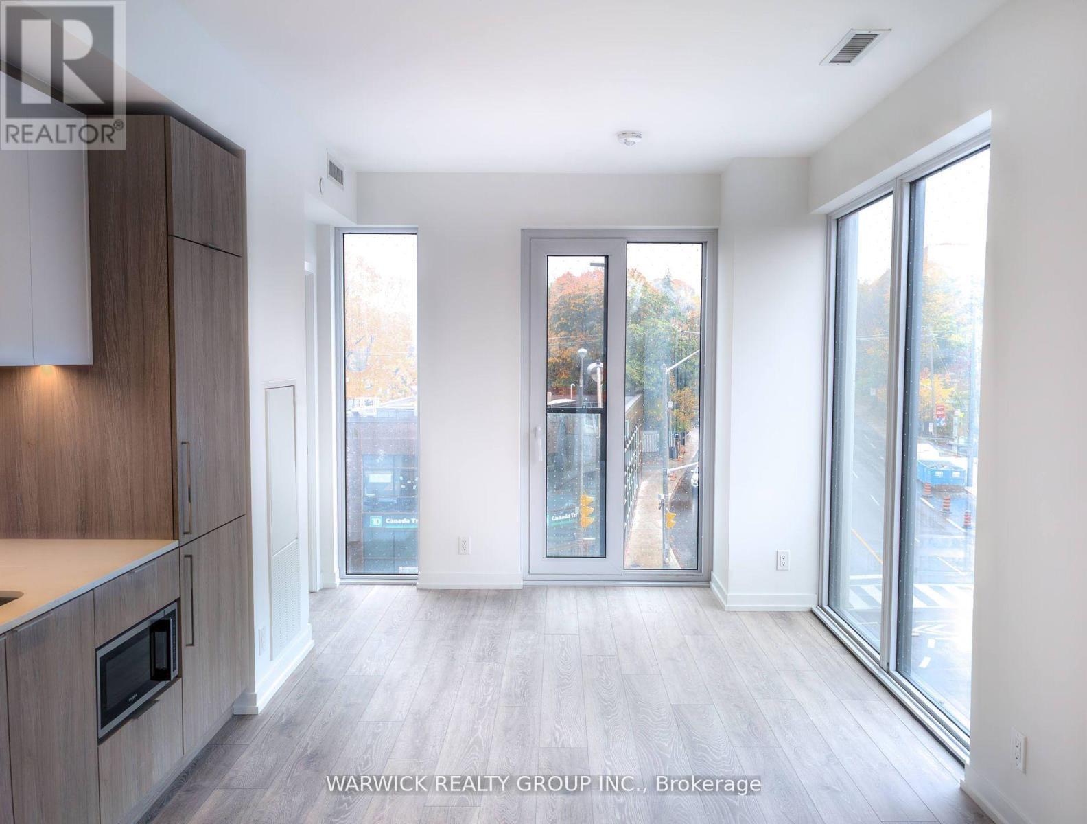 532 - 2020 Bathurst Street, Toronto, ON - Indoor Photo Showing Other Room