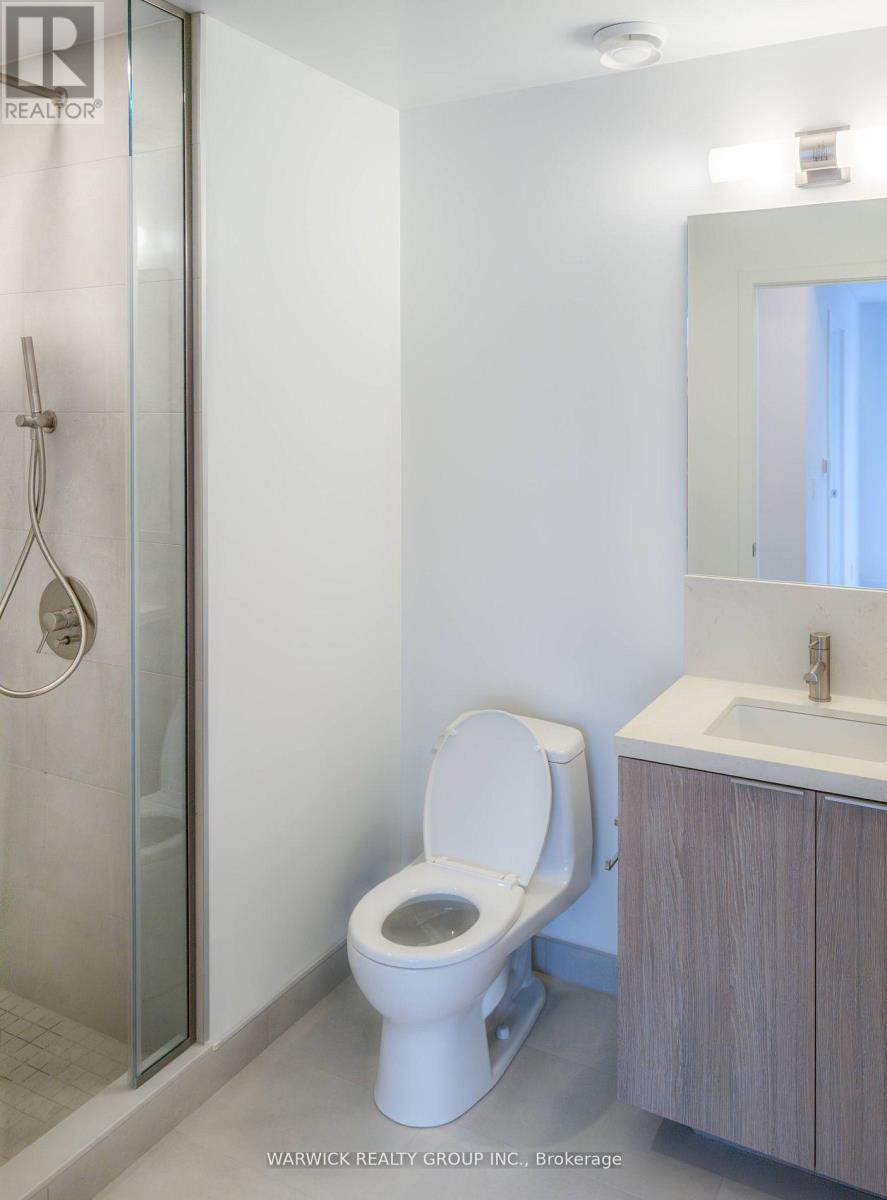 532 - 2020 Bathurst Street, Toronto, ON - Indoor Photo Showing Bathroom