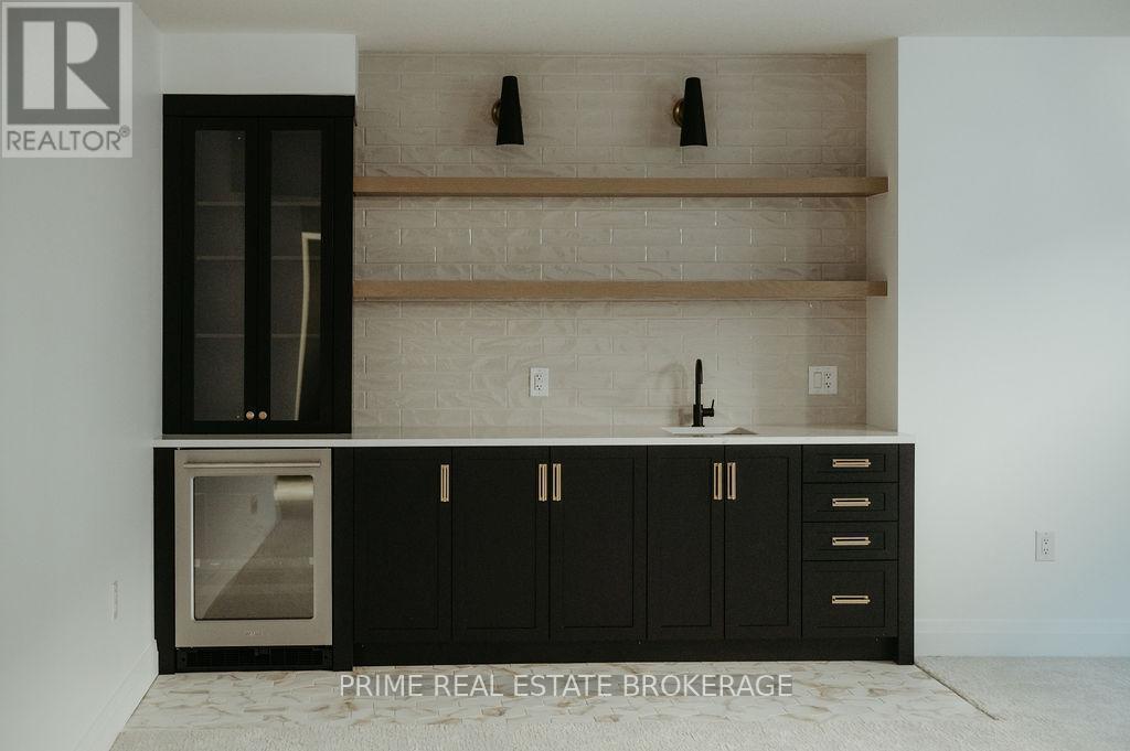 Lot 38 Fallingbrook Crescent, London South (South V), ON - Photo Showing Other Room