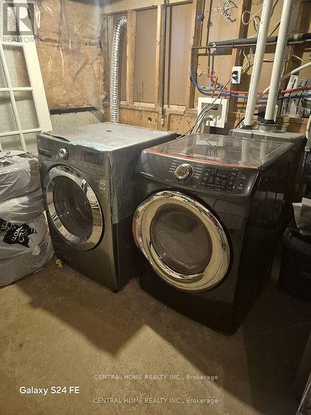 168 Brammar (Basement) Street, Newmarket, ON - Indoor Photo Showing Laundry Room