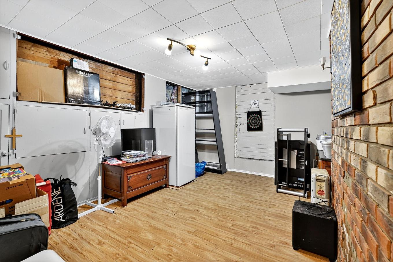 Basement - 6875 - 6879 Rue Fabre, Montréal (Rosemont/La Petite-Patrie), QC - Indoor Photo Showing Other Room