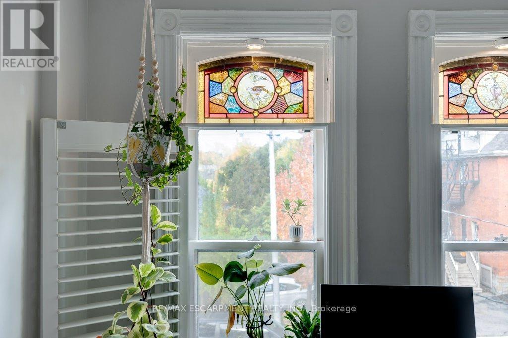 7 Homewood Avenue, Hamilton, ON - Indoor Photo Showing Other Room