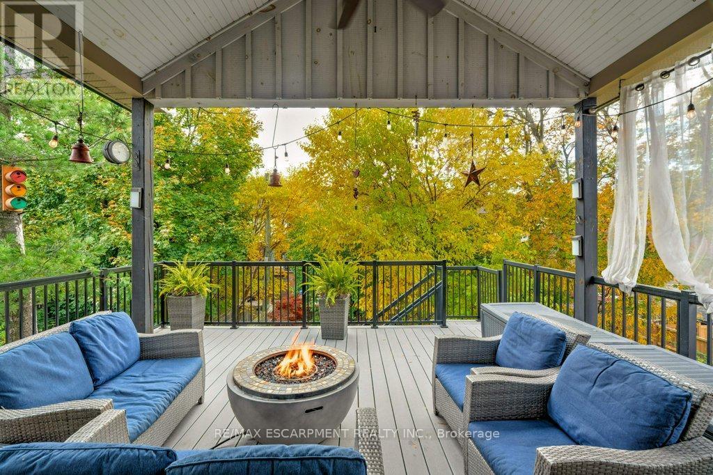 7 Homewood Avenue, Hamilton, ON - Outdoor With Deck Patio Veranda With Exterior