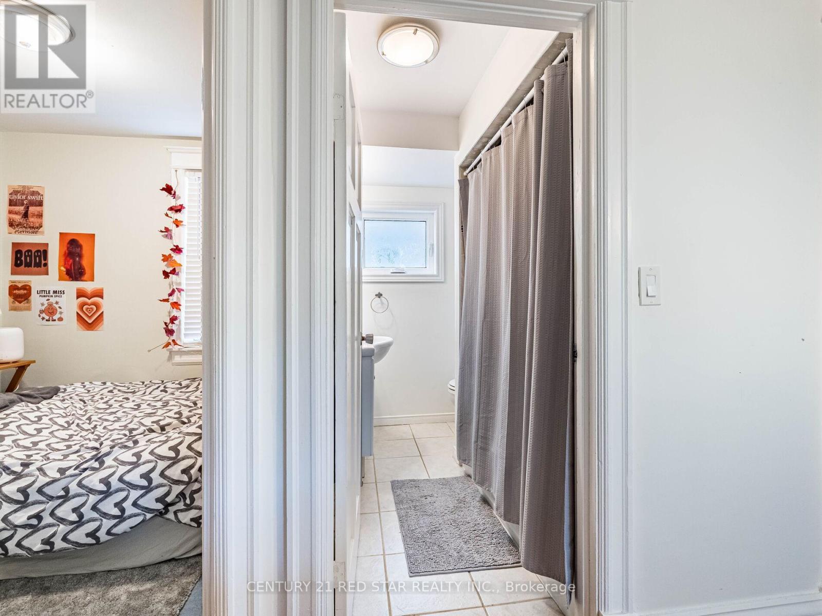 458 Dundurn Street S, Hamilton, ON - Indoor