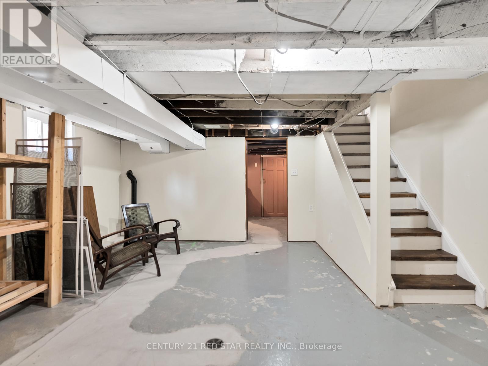 458 Dundurn Street S, Hamilton, ON - Indoor