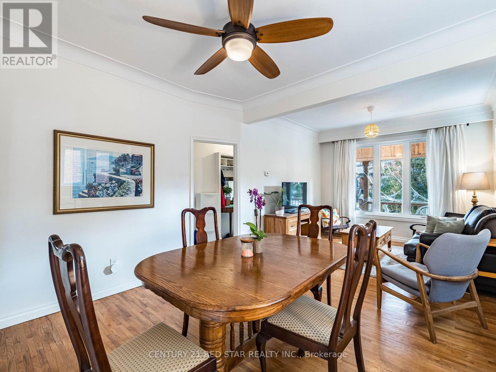 458 Dundurn Street S, Hamilton, ON - Indoor Photo Showing Dining Room