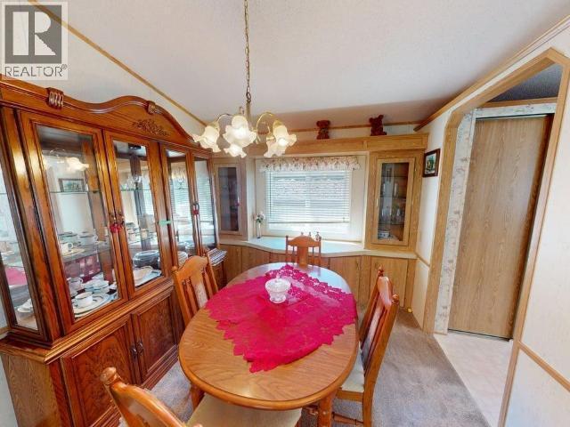 32-6271 Mcandrew Ave, Powell River, BC - Indoor Photo Showing Dining Room