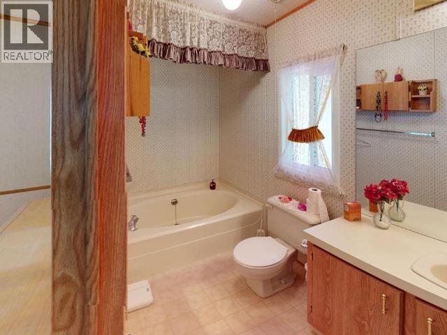 32-6271 Mcandrew Ave, Powell River, BC - Indoor Photo Showing Bathroom
