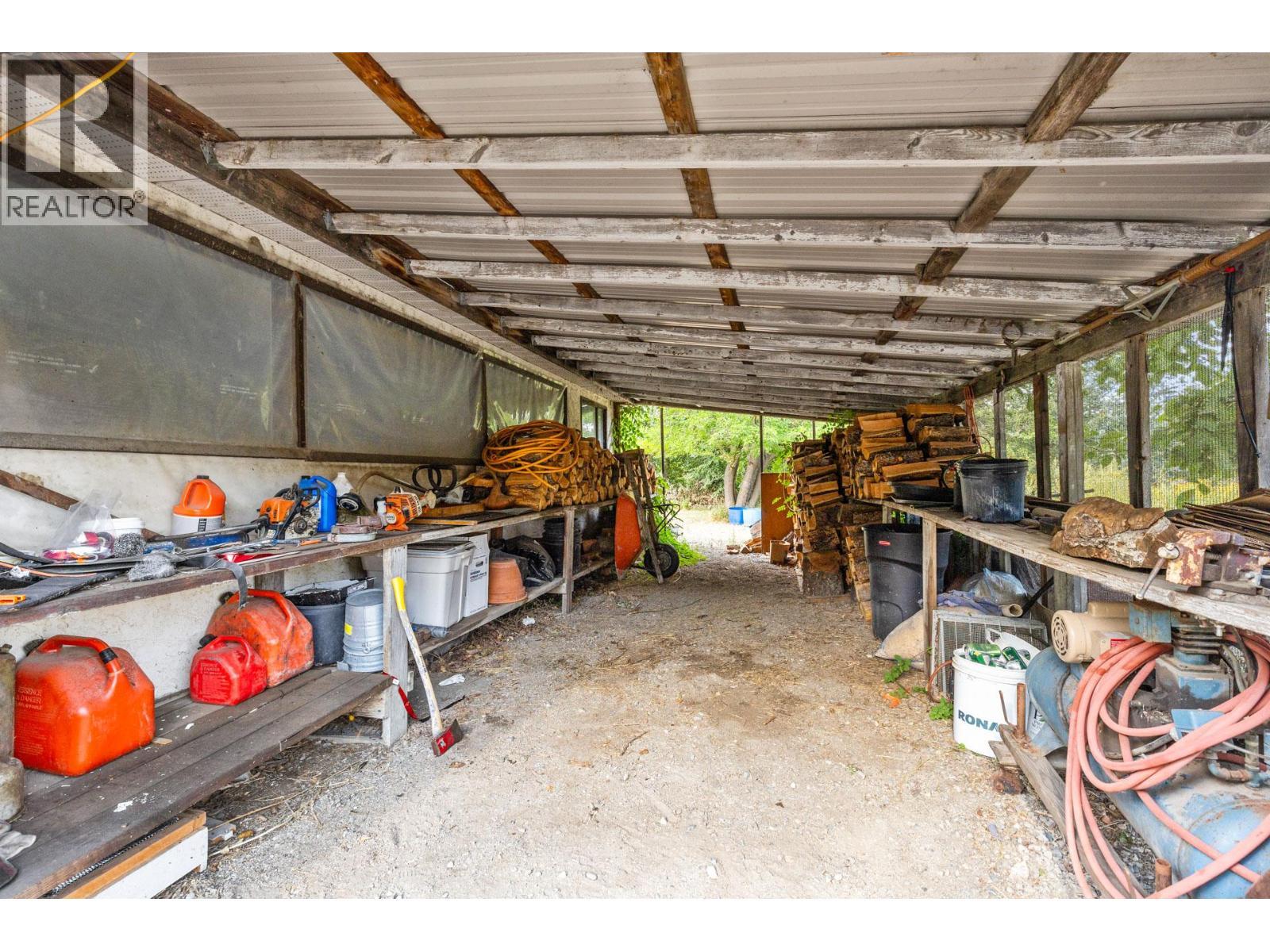 294 Road 18 Road, Oliver, BC - Indoor