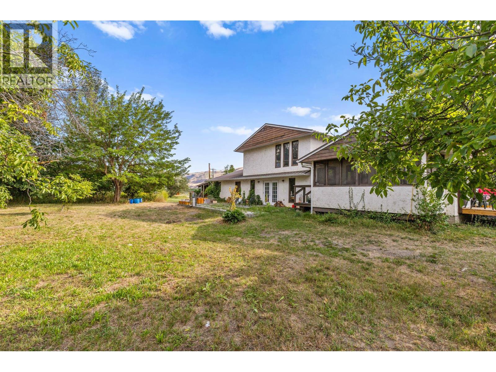 294 Road 18 Road, Oliver, BC - Outdoor