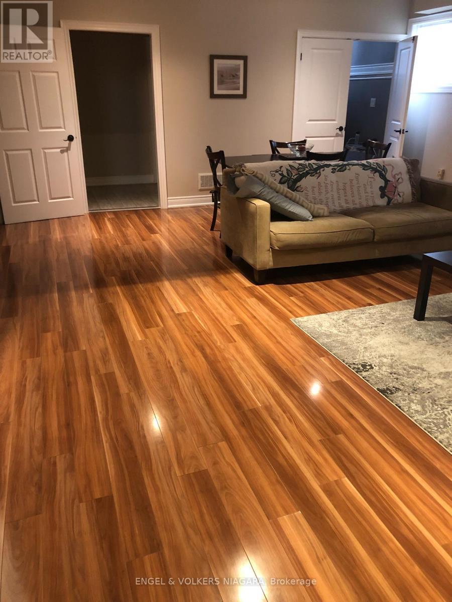 9285 Eagle Ridge Drive N, Niagara Falls (Forestview), ON - Indoor