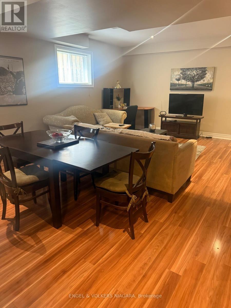 9285 Eagle Ridge Drive N, Niagara Falls (Forestview), ON - Indoor