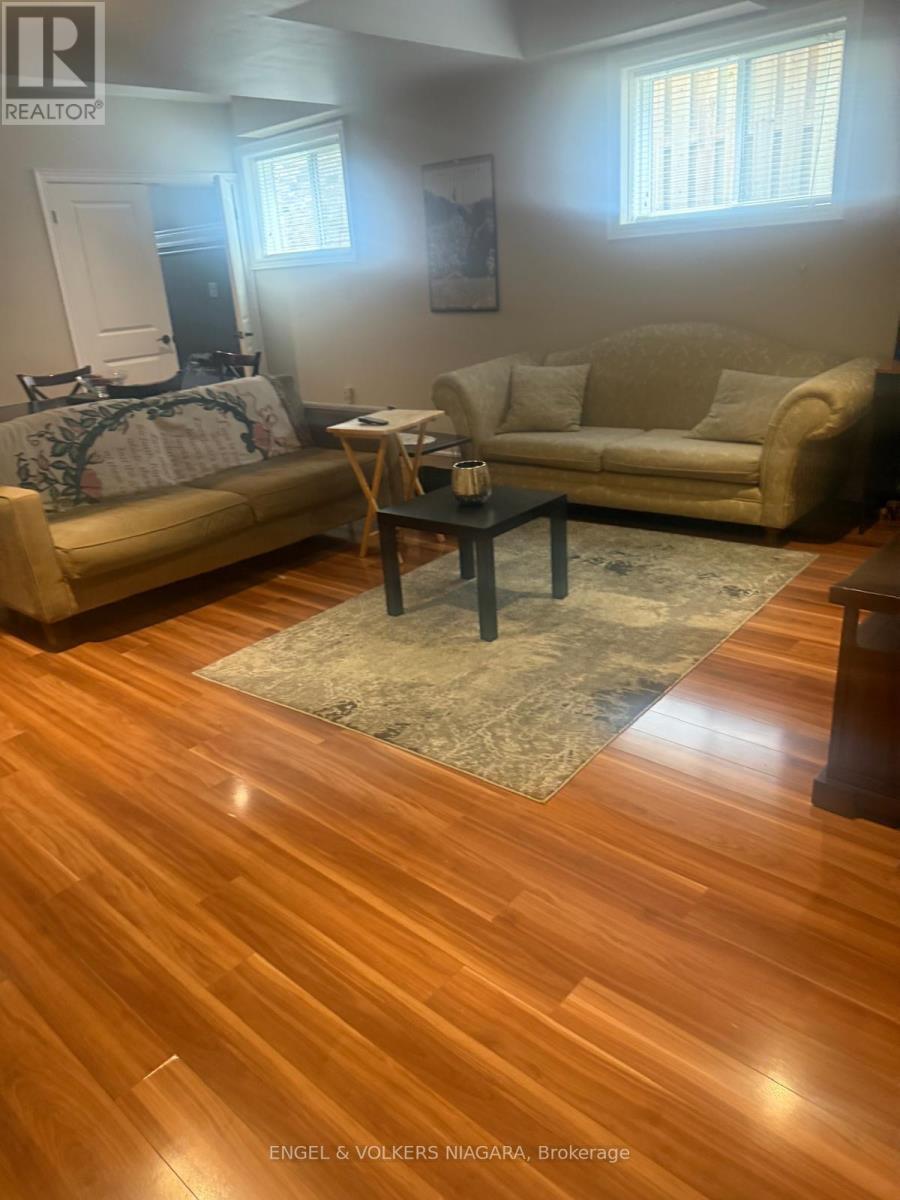 9285 Eagle Ridge Drive N, Niagara Falls (Forestview), ON - Indoor