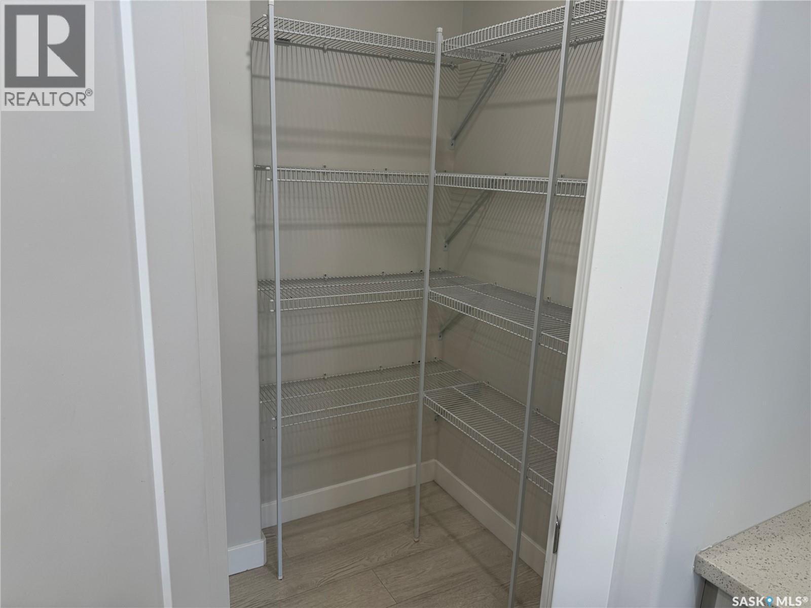 4409 E Keller Avenue, Regina, SK - Indoor With Storage