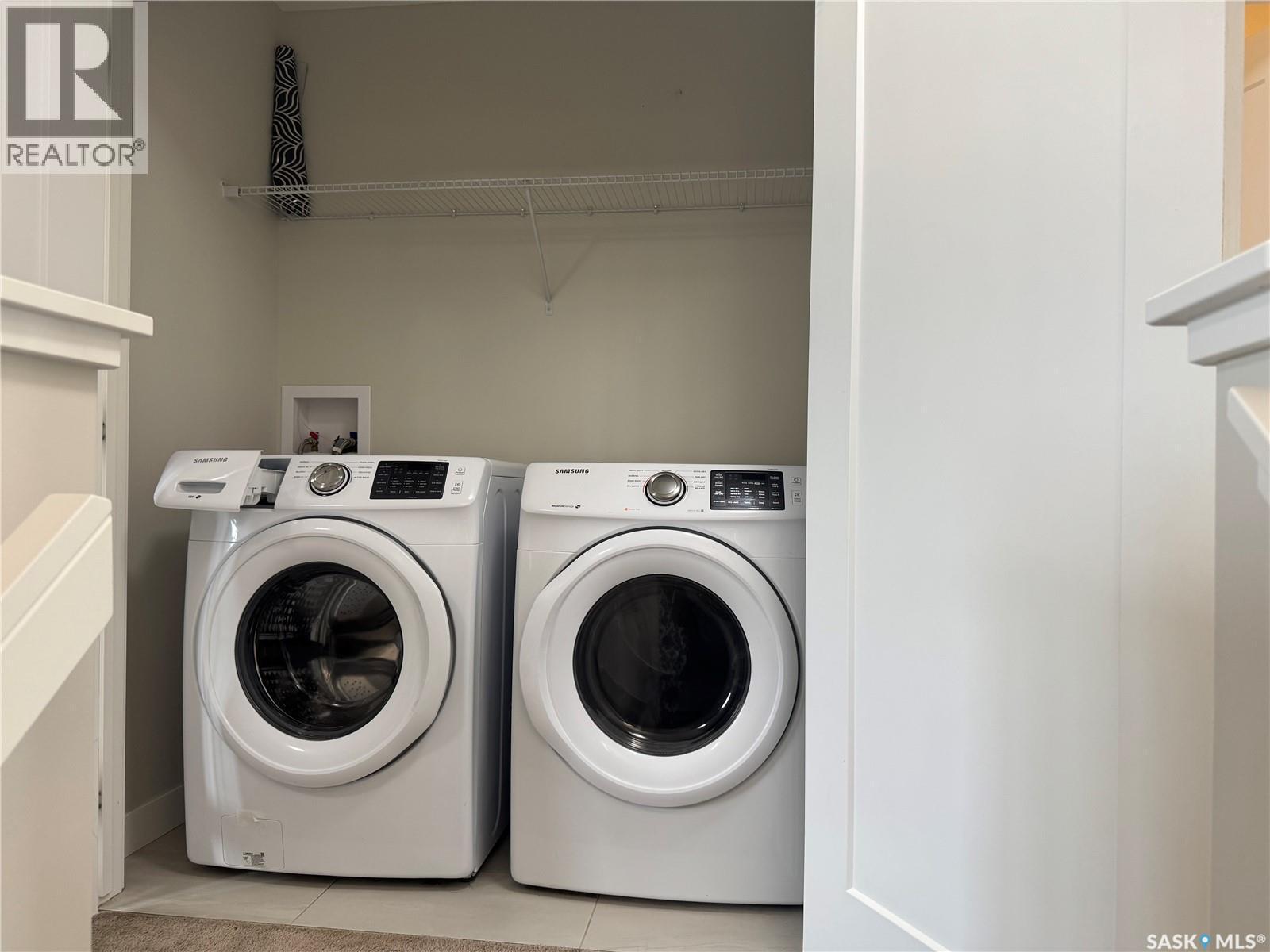 4409 E Keller Avenue, Regina, SK - Indoor Photo Showing Laundry Room
