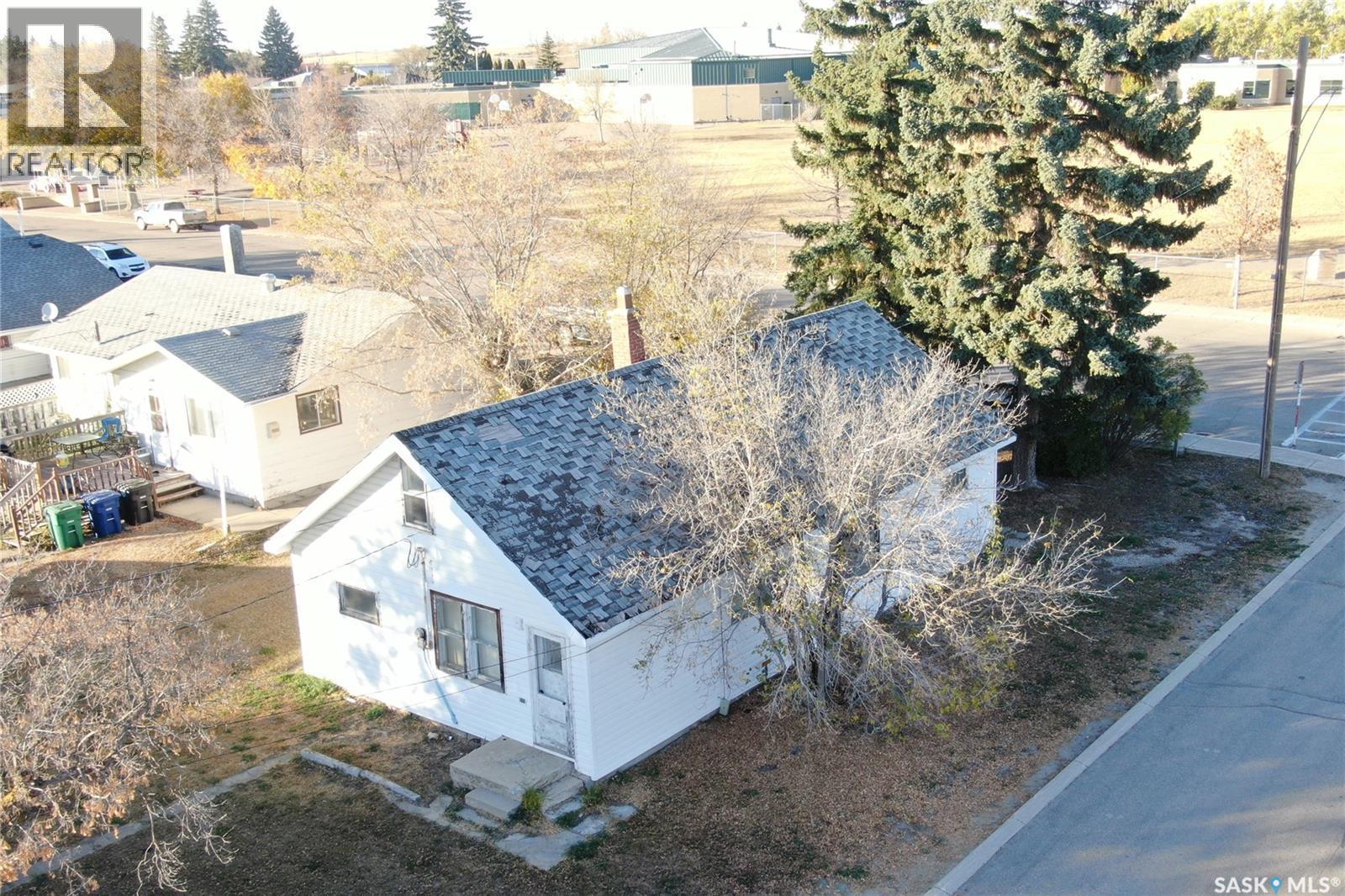 220 6Th Avenue E, Biggar, SK - Outdoor With View