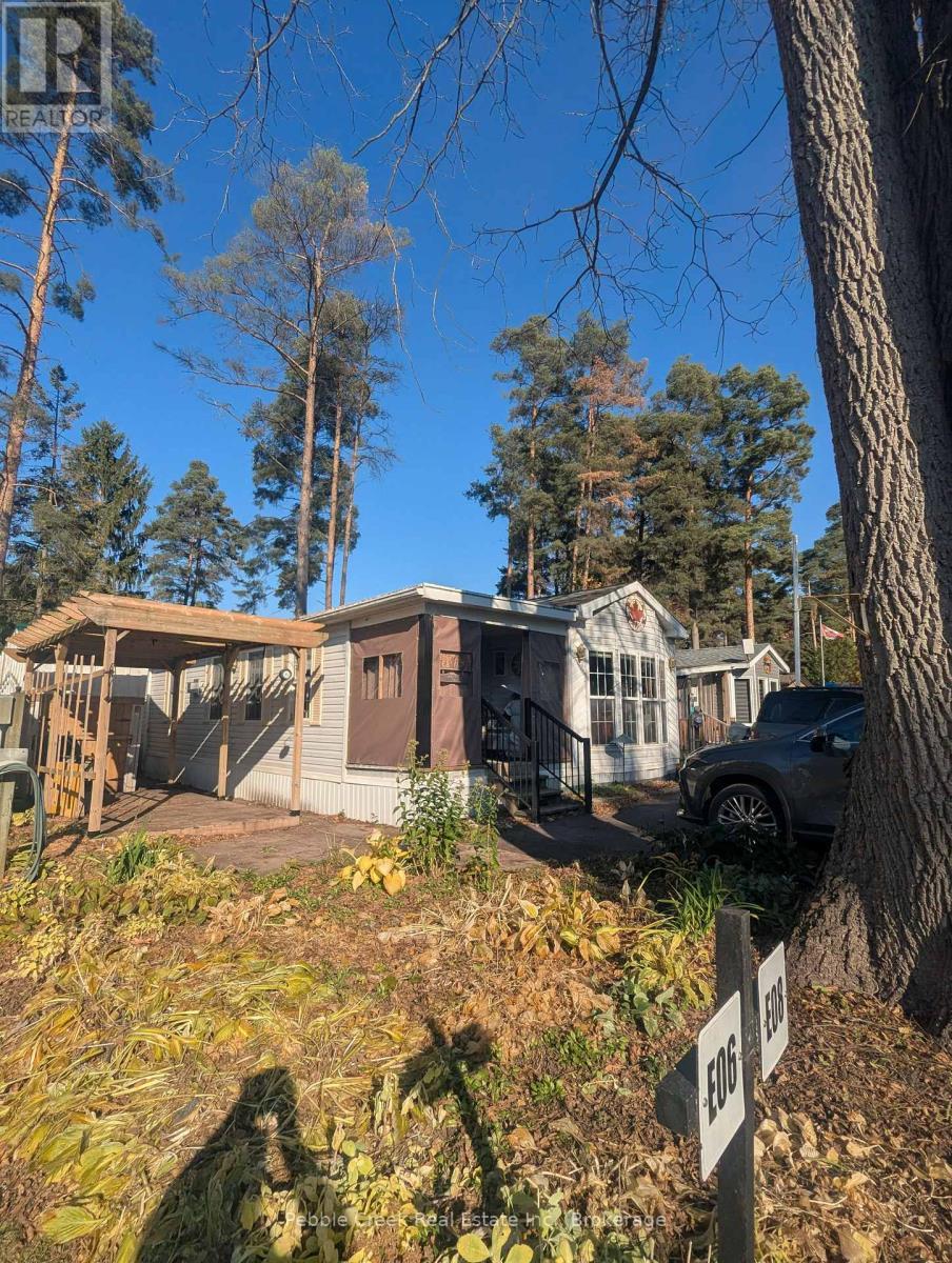 E8 - 77794 Orchard Line, Central Huron (Goderich), ON