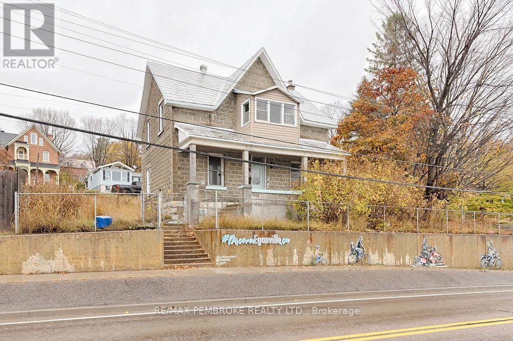 131 Bonnechere Street W, Bonnechere Valley, ON - Outdoor