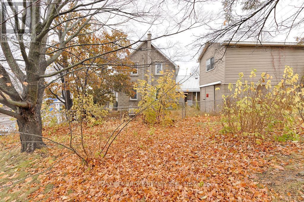 131 Bonnechere Street W, Bonnechere Valley, ON - Outdoor