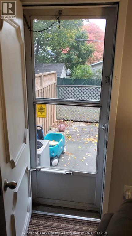 5516 Empress Street, Windsor, ON - Indoor Photo Showing Other Room