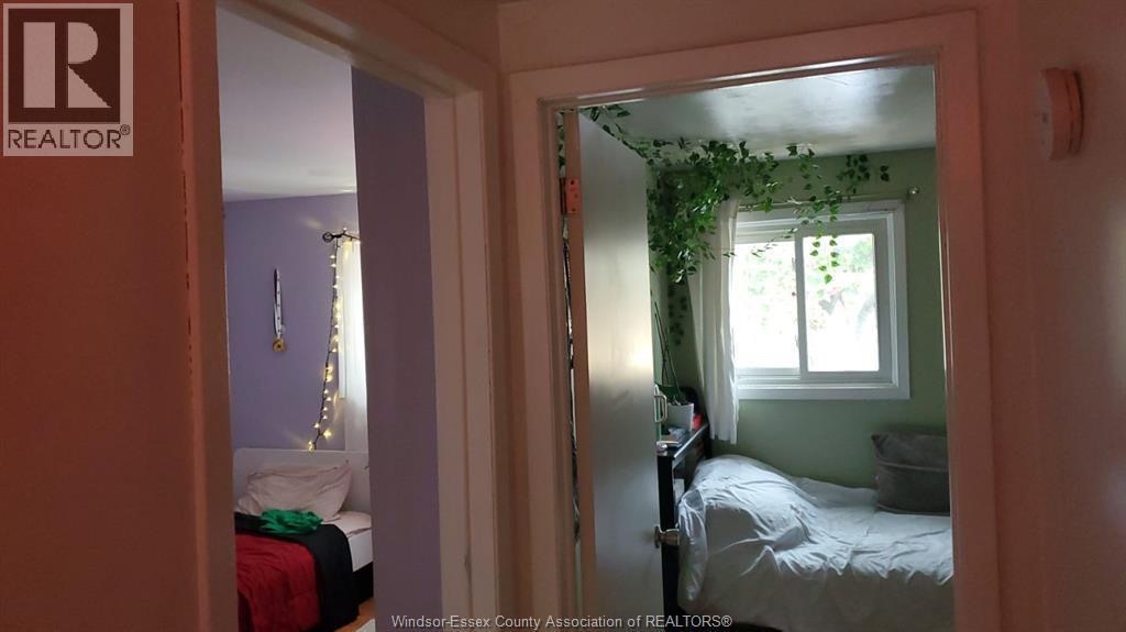 5516 Empress Street, Windsor, ON - Indoor Photo Showing Other Room