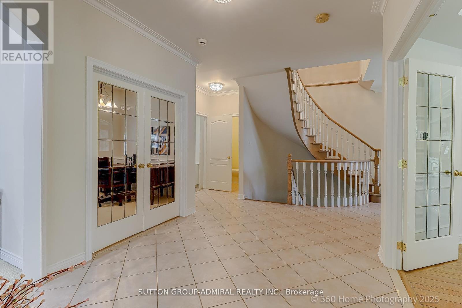 1591 Hampshire Crescent, Mississauga, ON - Indoor Photo Showing Other Room