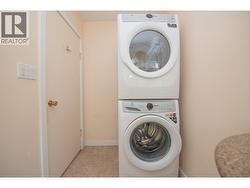 Mainfloor laundry -