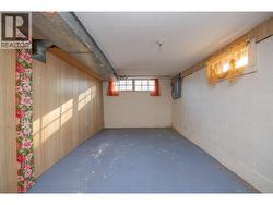 Additional room could be another bedroom -