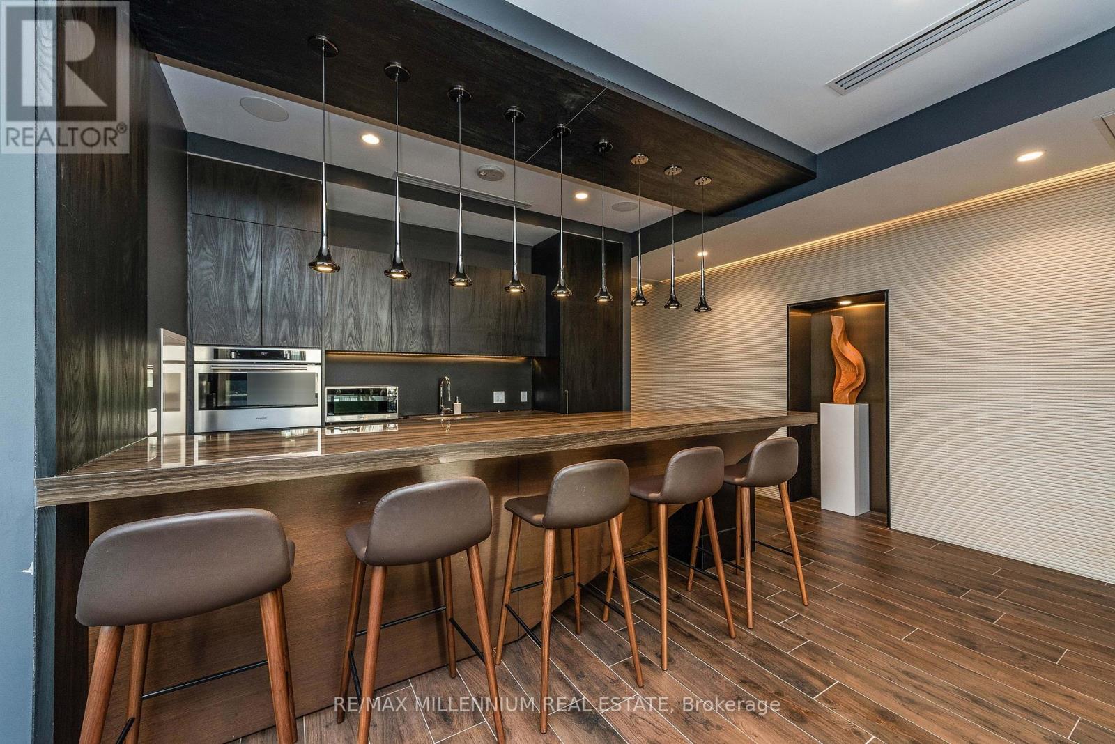 4801 - 70 Annie Craig Drive, Toronto, ON - Indoor