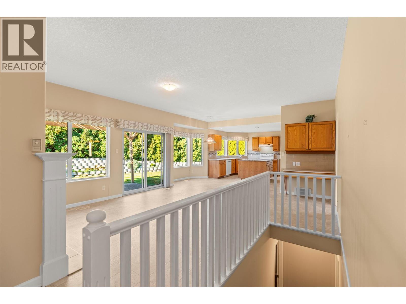 240 Country Estate Drive, Vernon, BC - Indoor Photo Showing Other Room