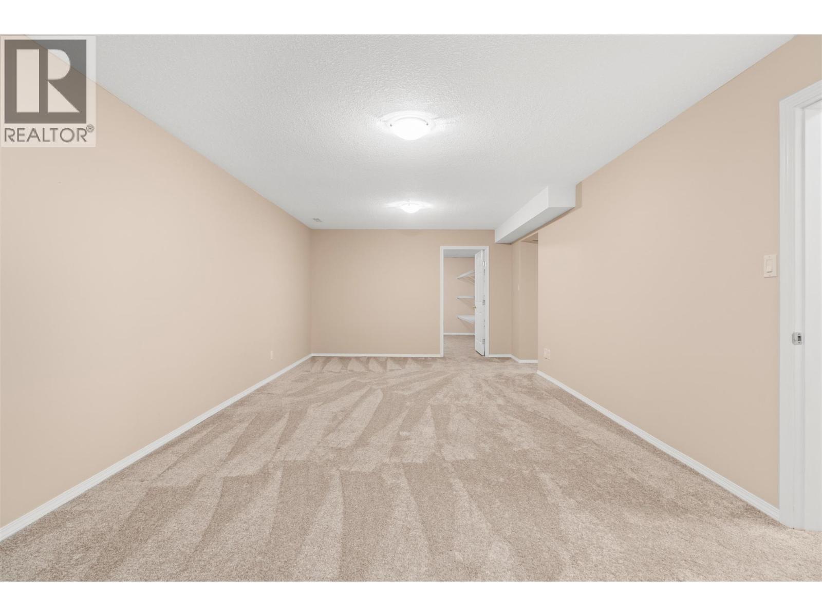 240 Country Estate Drive, Vernon, BC - Indoor Photo Showing Other Room