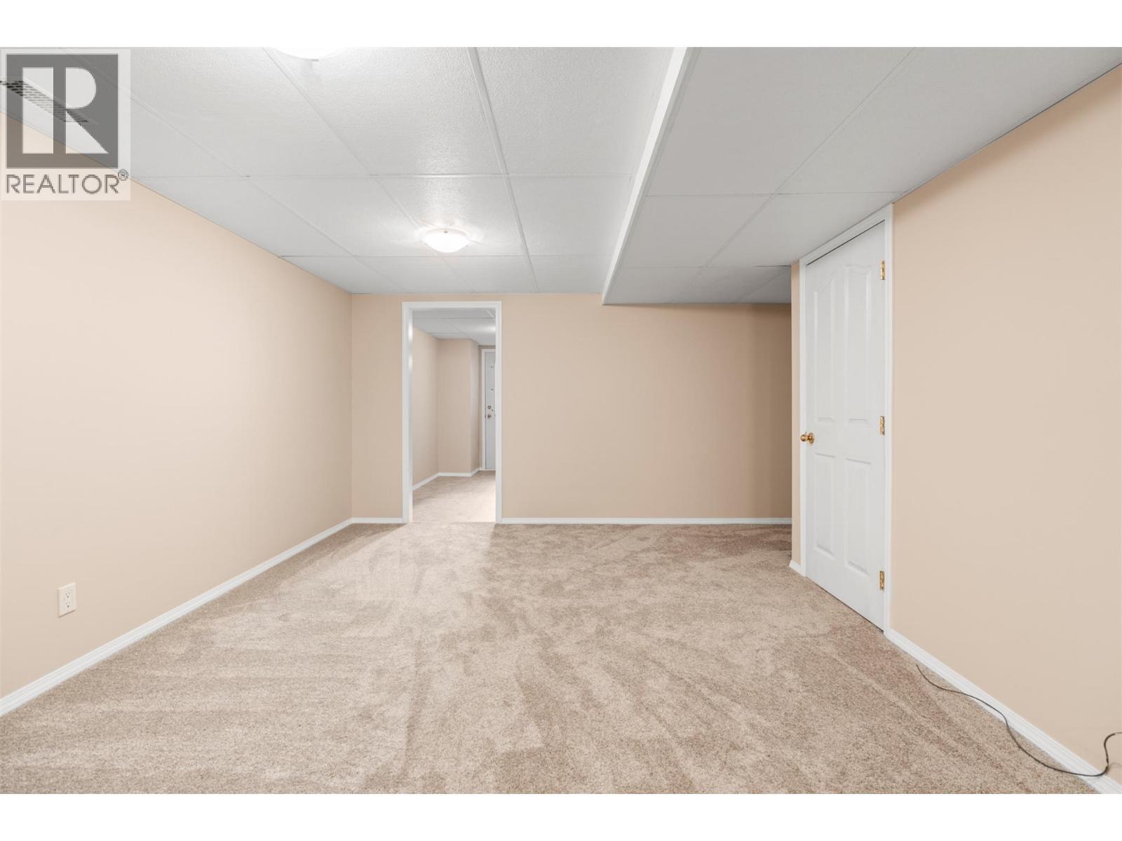 240 Country Estate Drive, Vernon, BC - Indoor