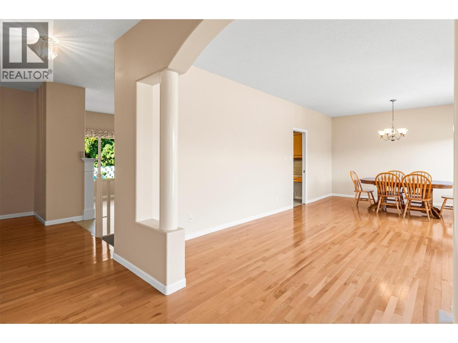 240 Country Estate Drive, Vernon, BC - Indoor Photo Showing Other Room