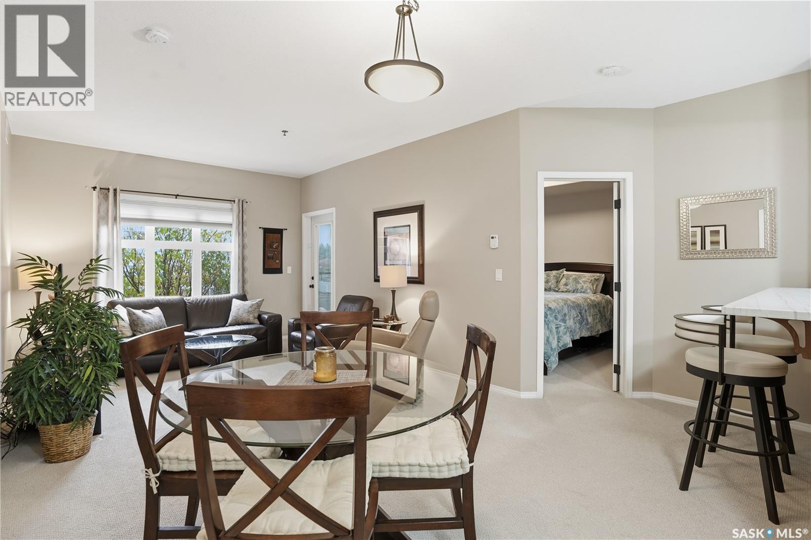 201 1220 Blackfoot Drive, Regina, SK - Indoor Photo Showing Dining Room