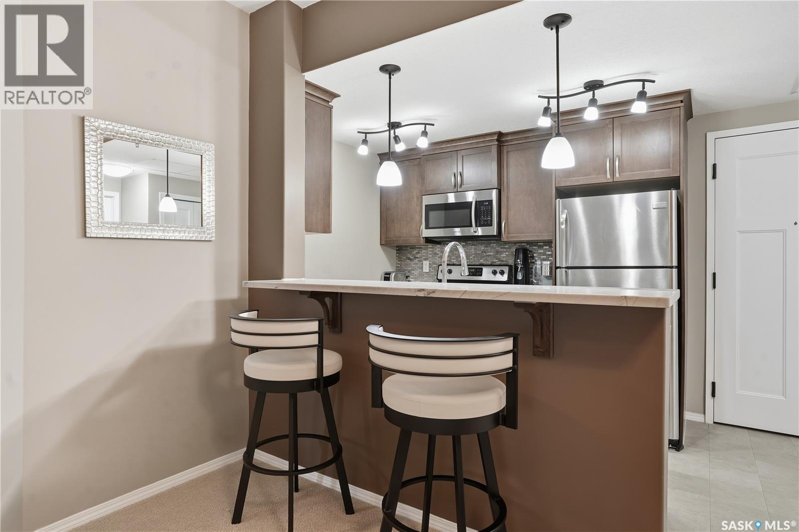 201 1220 Blackfoot Drive, Regina, SK - Indoor Photo Showing Kitchen