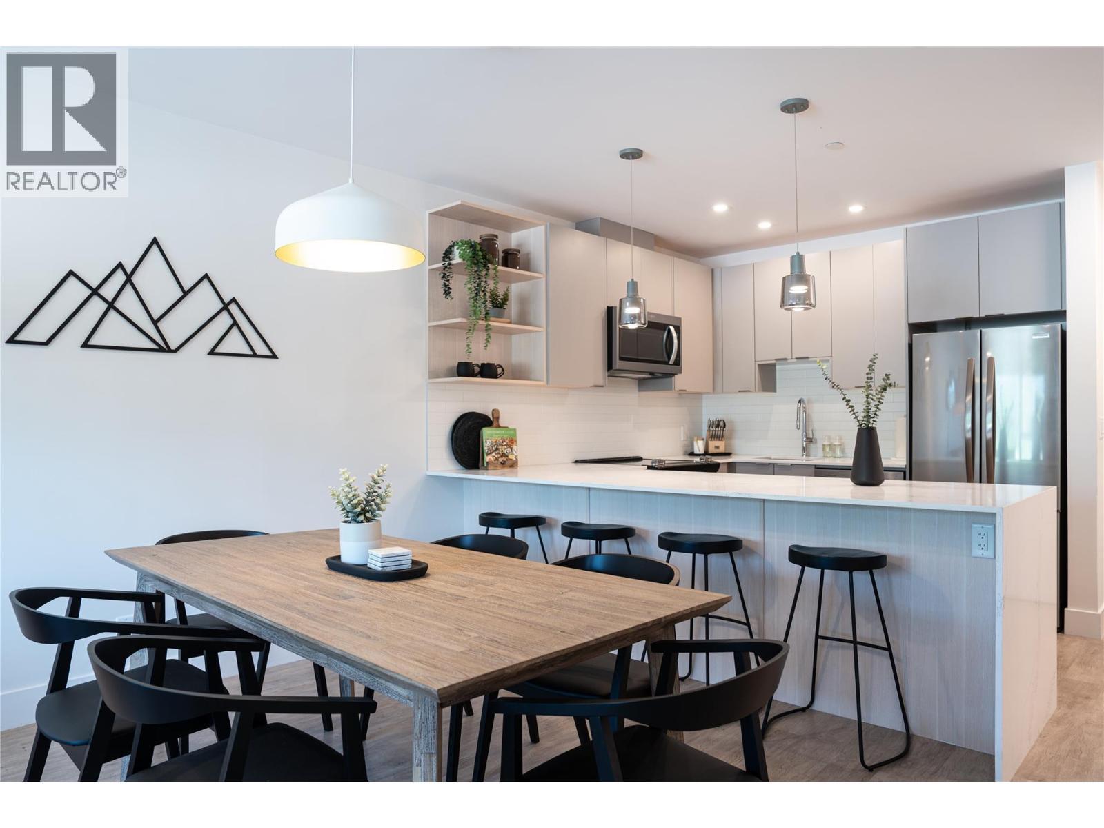 1701 Coursier Avenue Unit# 2206, Revelstoke, BC - Indoor