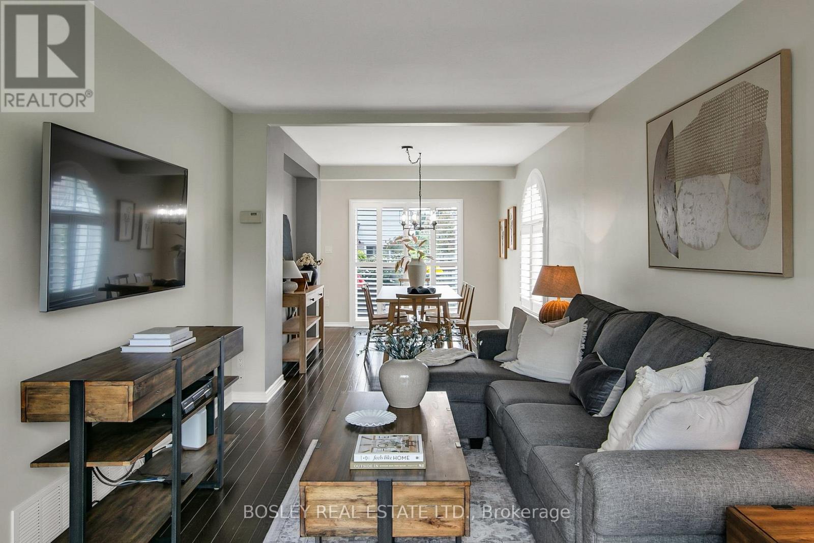 769 Lochness Crescent, Oshawa, ON - Indoor Photo Showing Living Room