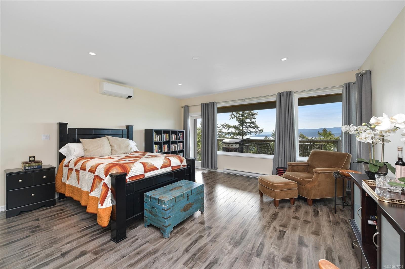 356 East West Rd, Mayne Island, BC