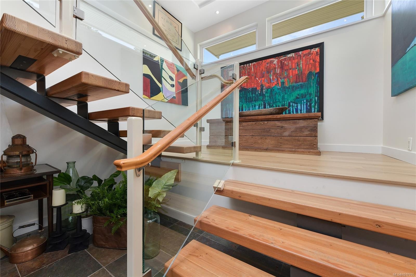 356 East West Rd, Mayne Island, BC