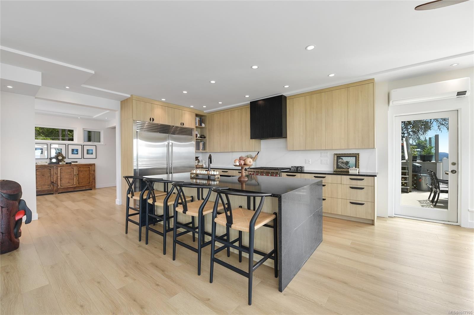 356 East West Rd, Mayne Island, BC