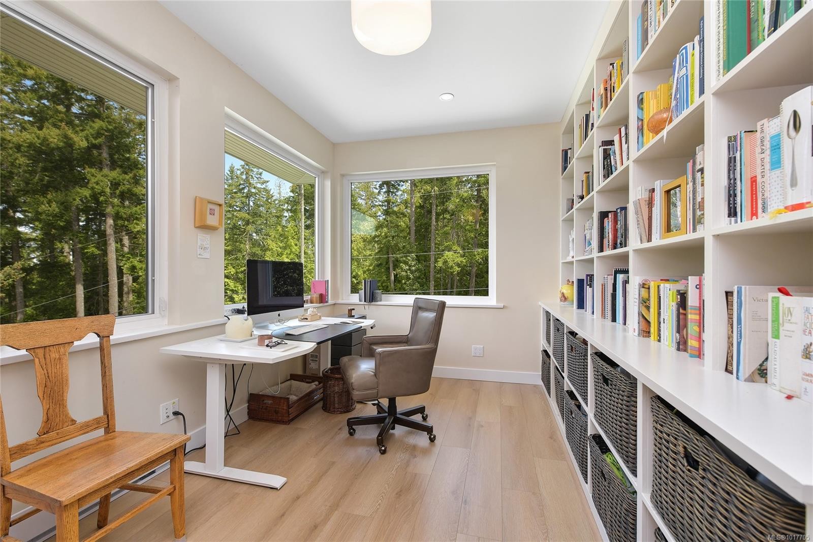 356 East West Rd, Mayne Island, BC