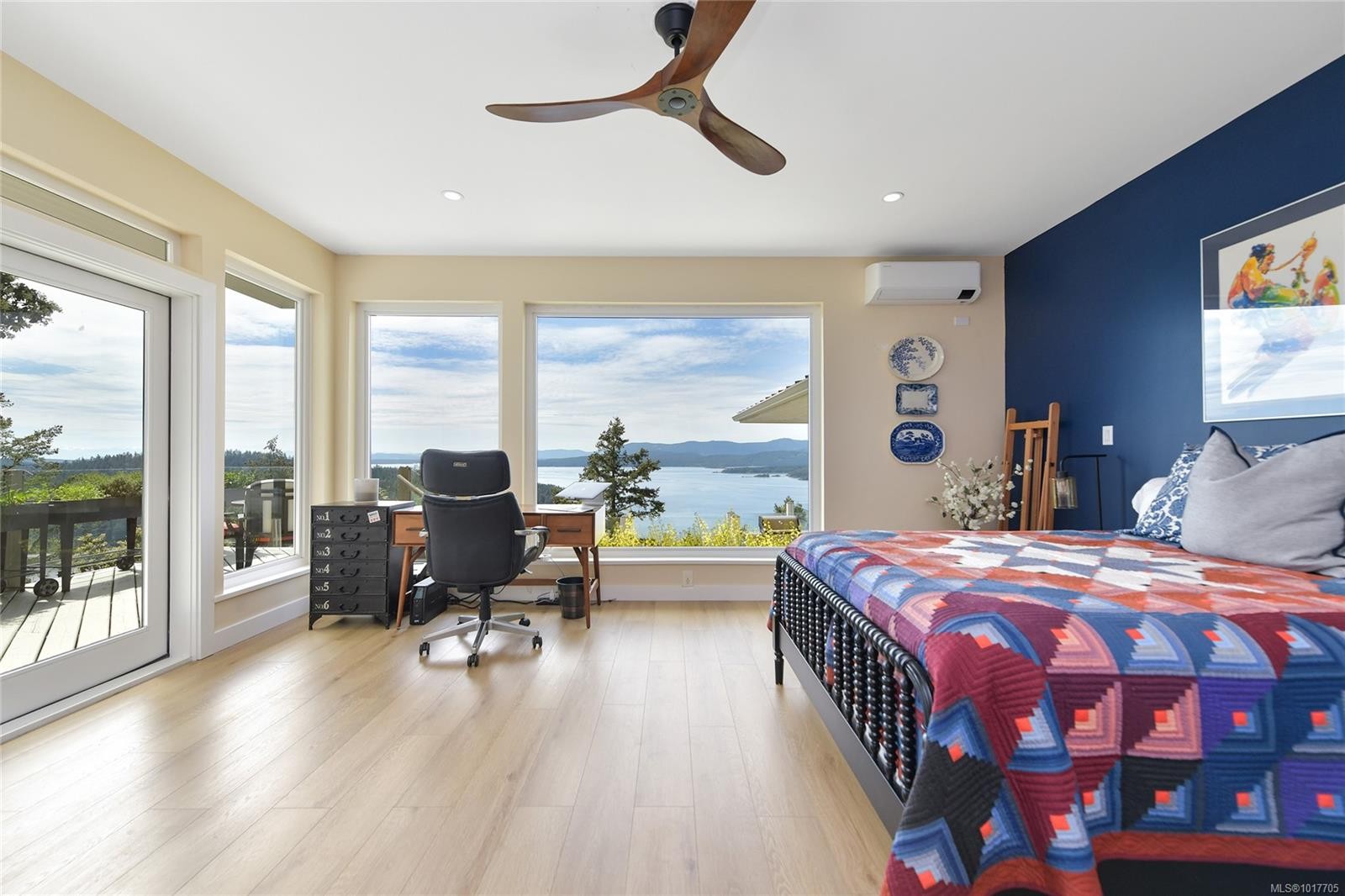 356 East West Rd, Mayne Island, BC