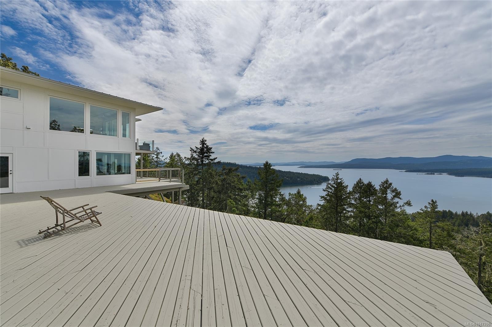 356 East West Rd, Mayne Island, BC