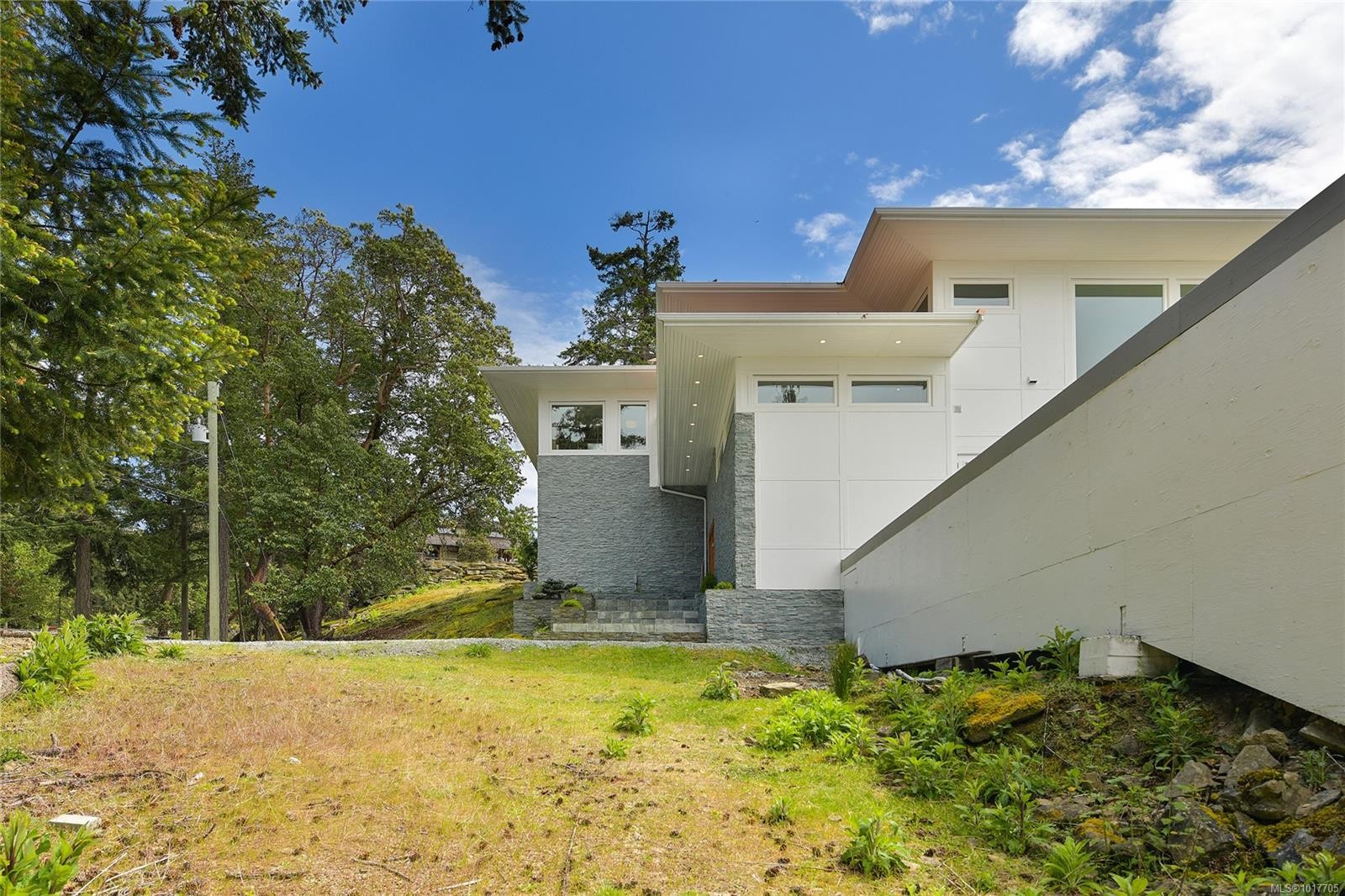 356 East West Rd, Mayne Island, BC