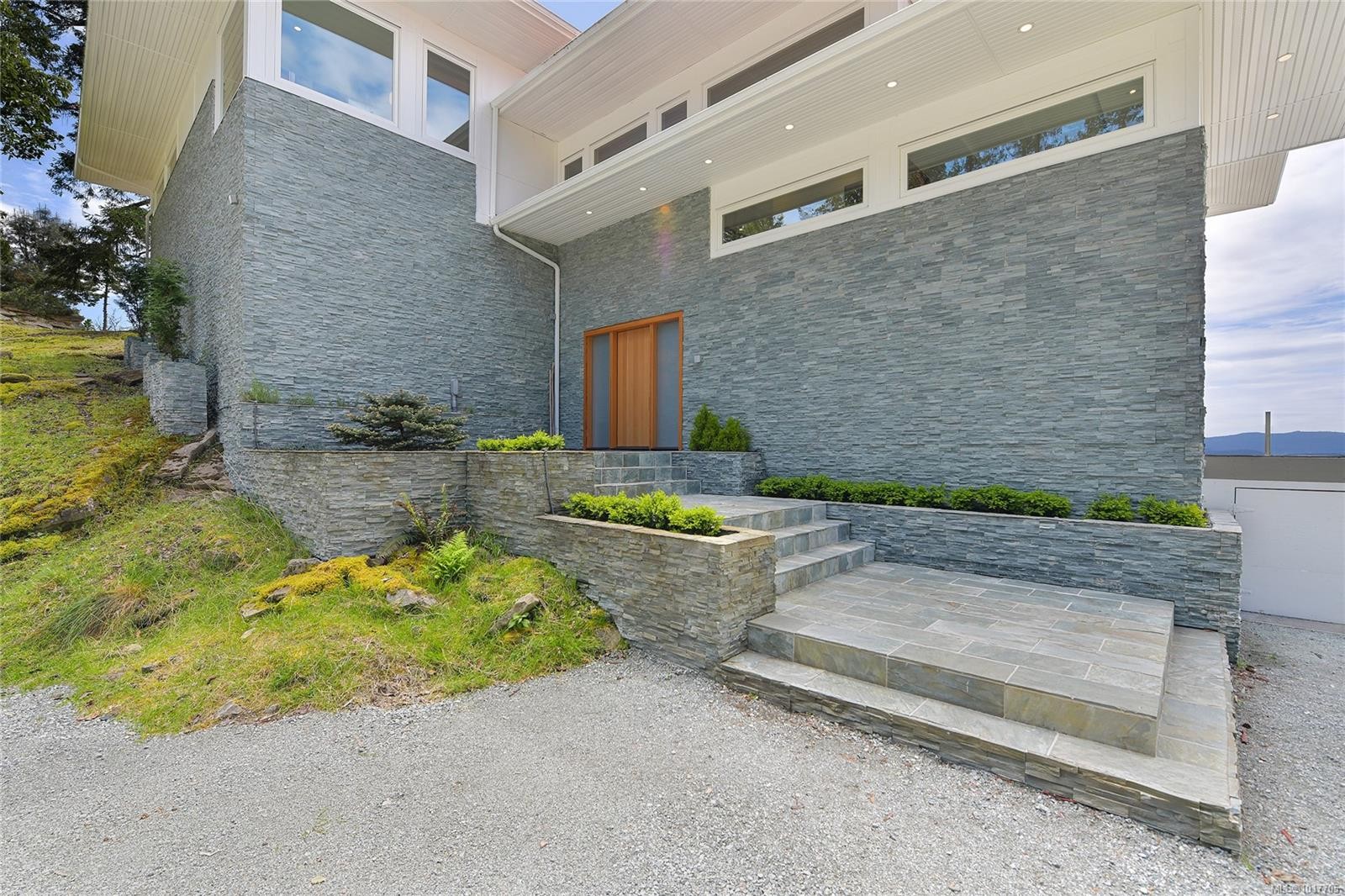 356 East West Rd, Mayne Island, BC