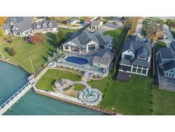 2973 ST CLAIR Parkway Sombra, ON N0P 2H0