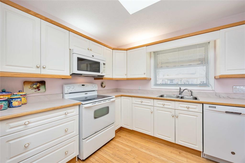 3957 Seaway Road, St Clair, ON