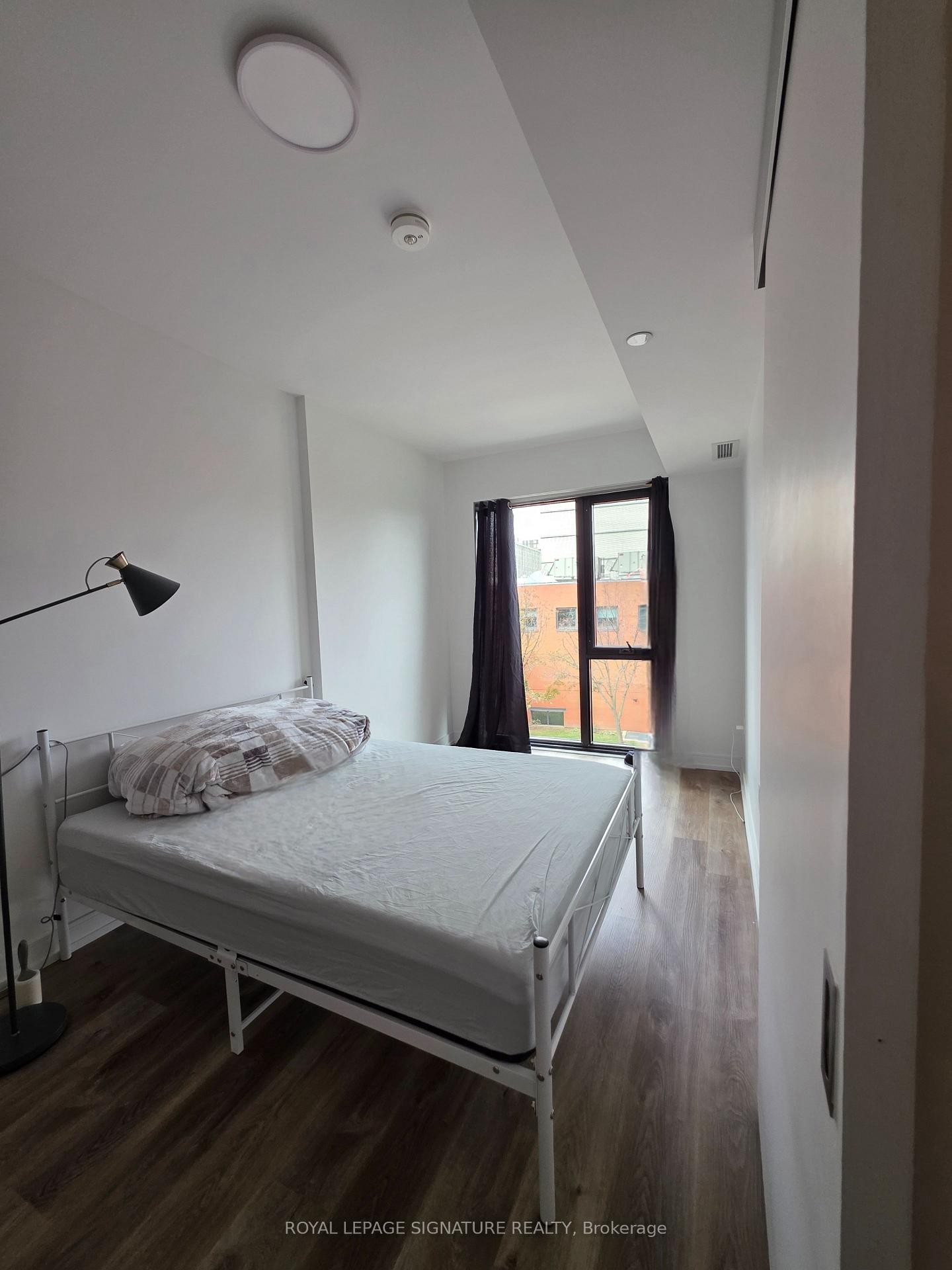 315-1 Jarvis Street, Hamilton, ON - Indoor Photo Showing Bedroom