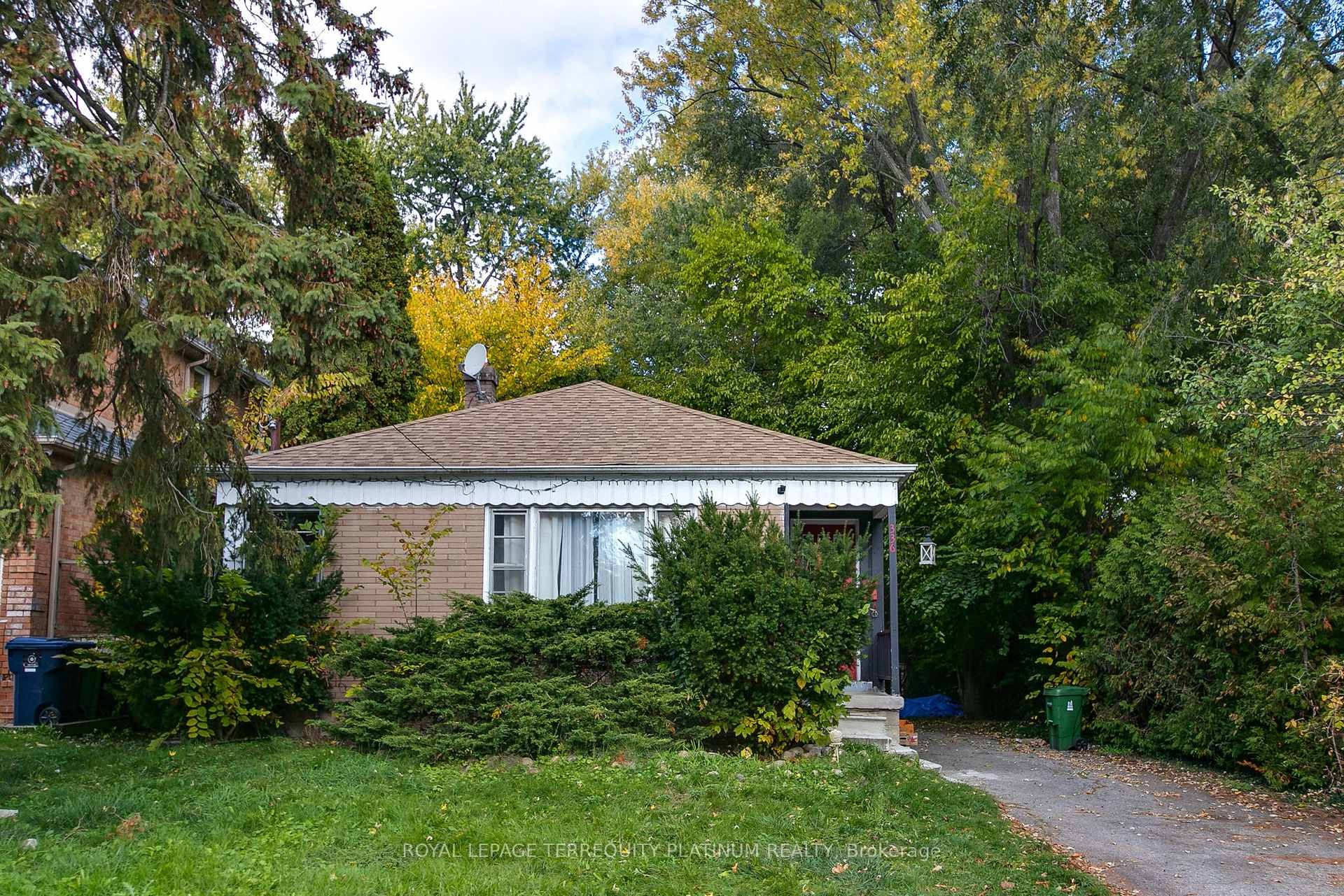 336 Hillcrest Avenue, Toronto, ON - Outdoor